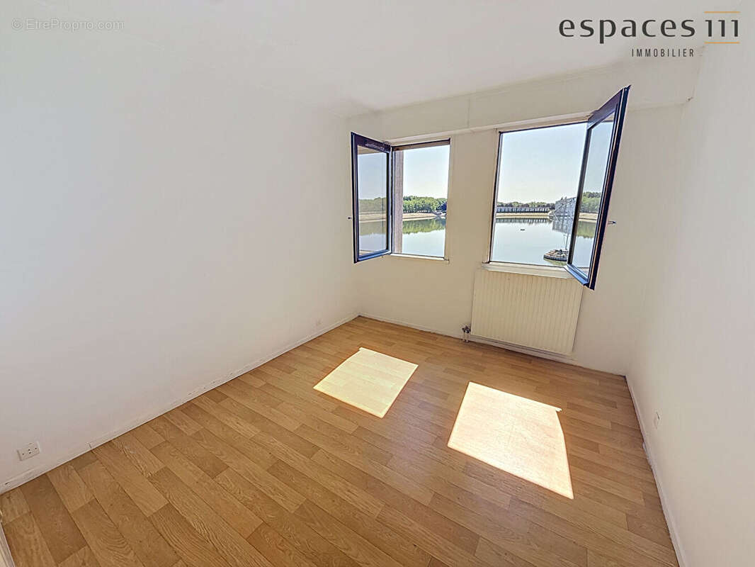 Appartement à MONTIGNY-LE-BRETONNEUX