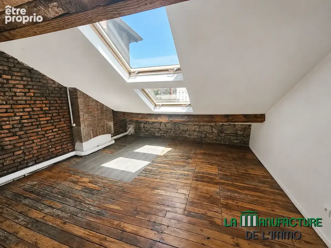 Appartement de type f3 de caractere 71,01 m2 carrez (109,91 m2 au sol) + terrasse - prox. chateaucreux - ideal - photo 6