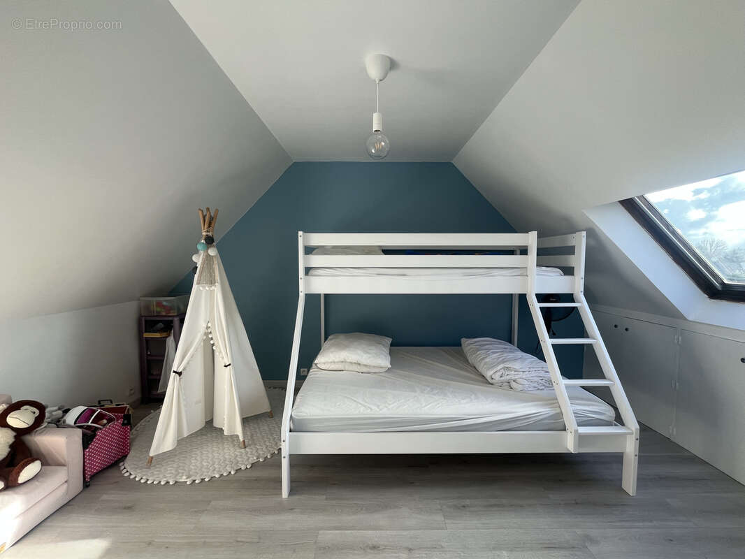 Appartement à PORT-EN-BESSIN-HUPPAIN