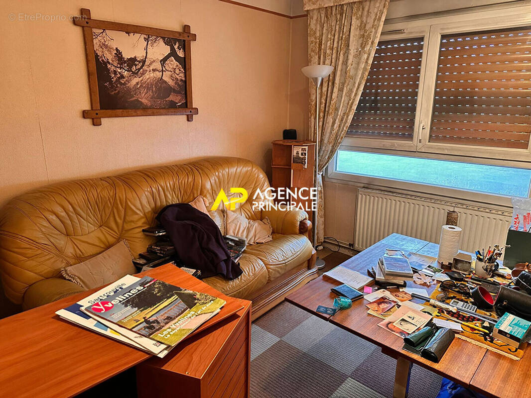Appartement à SARTROUVILLE