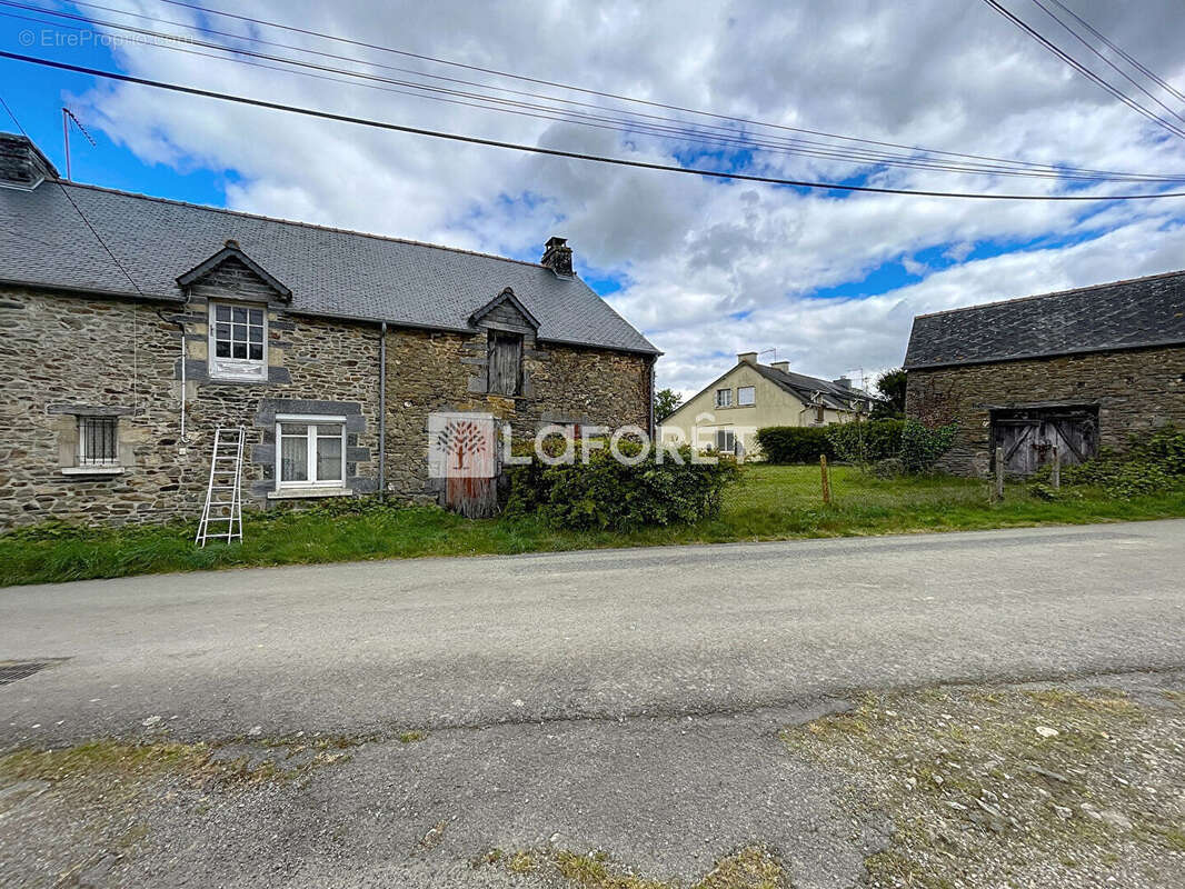 Maison à BRUC-SUR-AFF