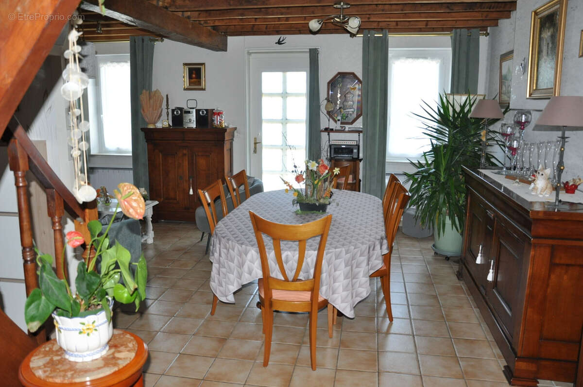 Maison à LAPALISSE