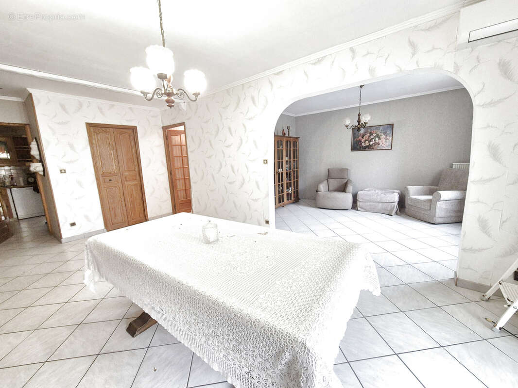 Appartement à HYERES