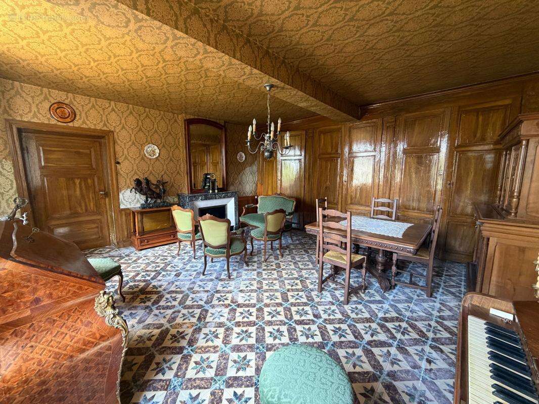 Maison à LEGNY