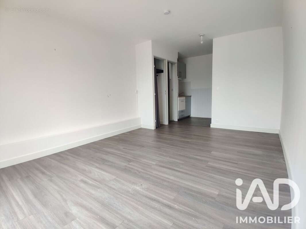 Appartement 24 m² à Brue-Auriac  - photo 4