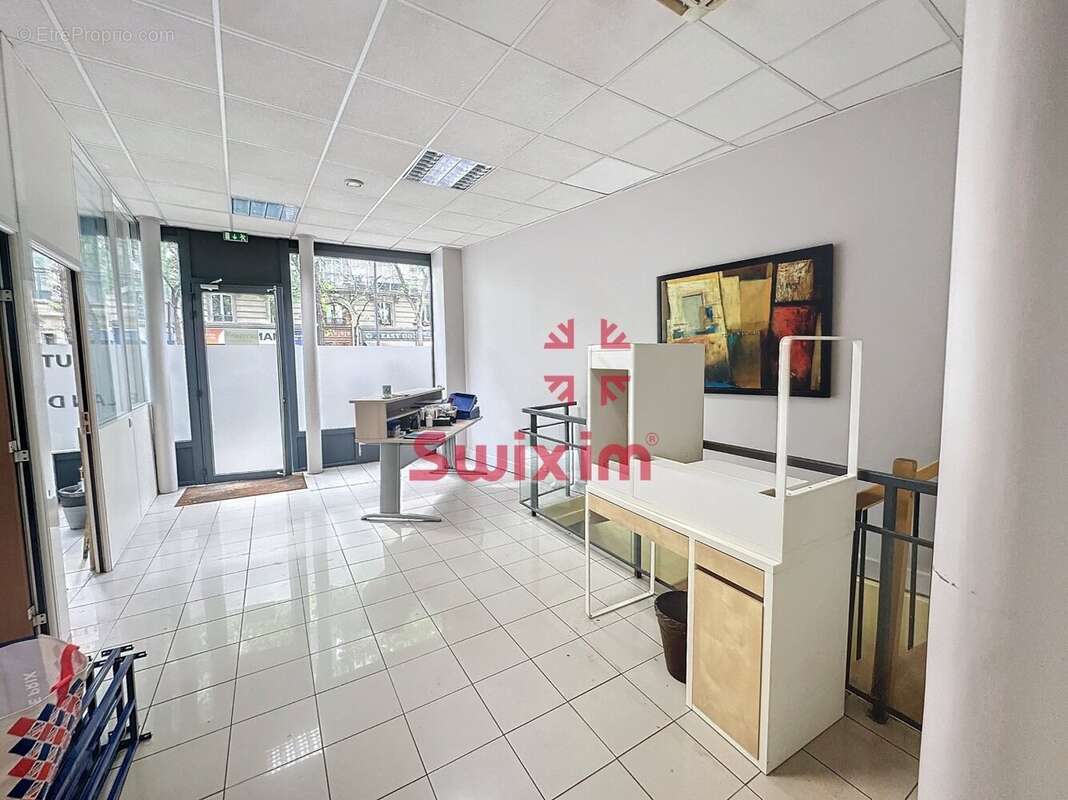 3472849_858552_photo_1.jpg - Commerce à PARIS-10E