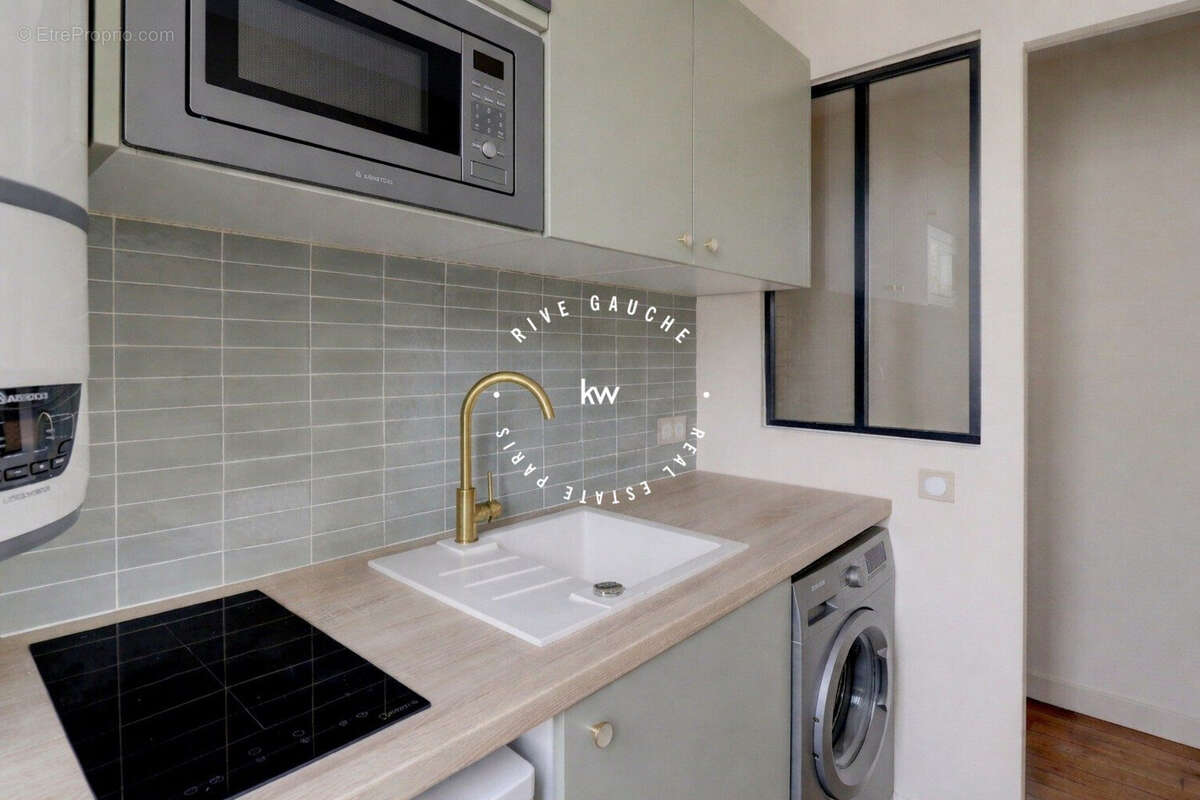 Appartement à PARIS-14E