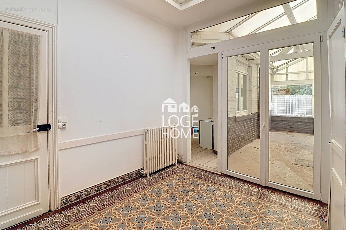 Maison à HELLEMMES-LILLE