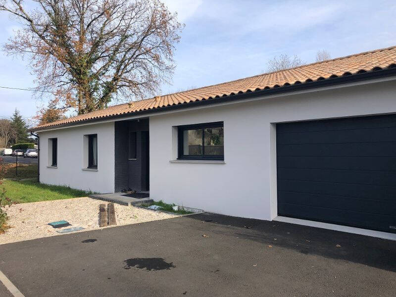 Maison à SAINT-ANDRE-DE-CUBZAC