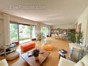 Appartement à SAINT-NOM-LA-BRETECHE