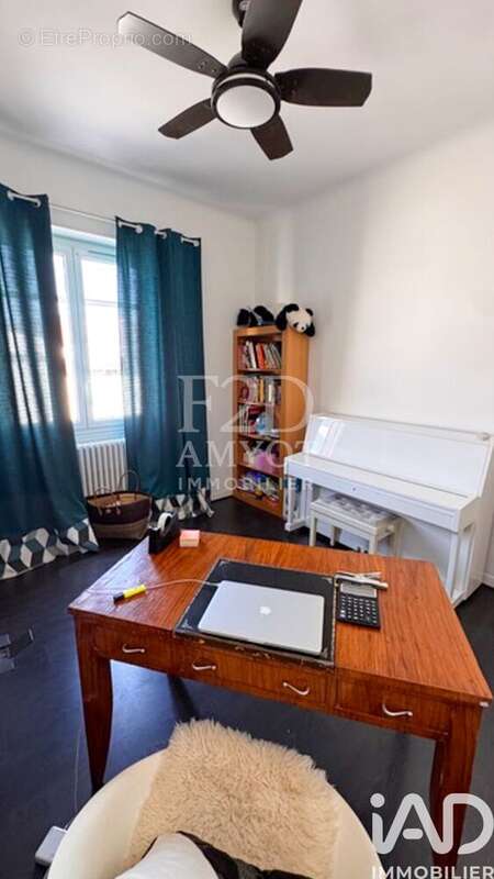 Photo 2 - Appartement à SAINT-LAURENT-DU-VAR