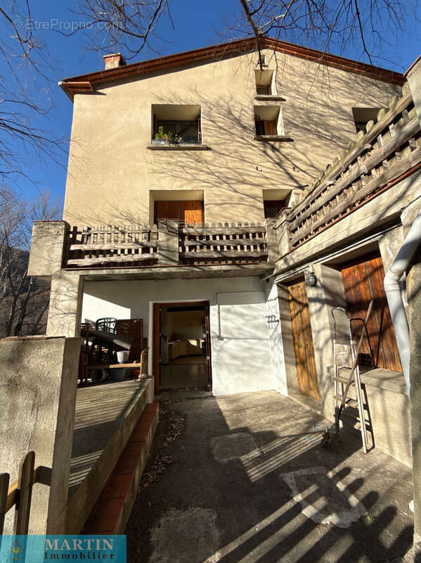 Maison à MONTFERRER