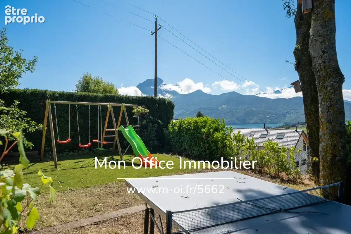 Référence : 7162-MTE - Bâtisse avec gîtes de 400 m2 - piscine - vue magnifique sur le Lac - photo 14
