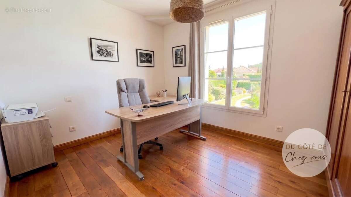 Acheter propriété d'exception 265m2 avec piscine - photo 18