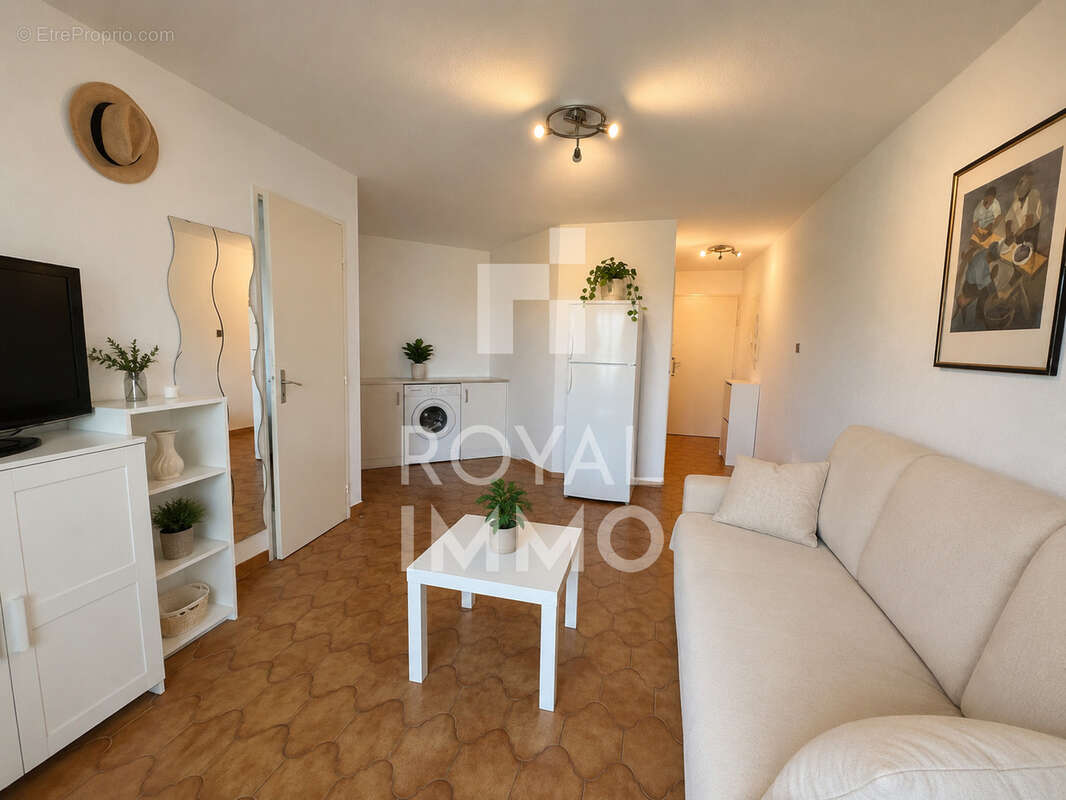 Appartement à SIX-FOURS-LES-PLAGES