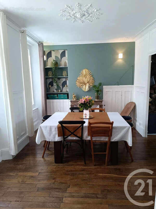 Maison 206 m² à Oissery  - photo 2