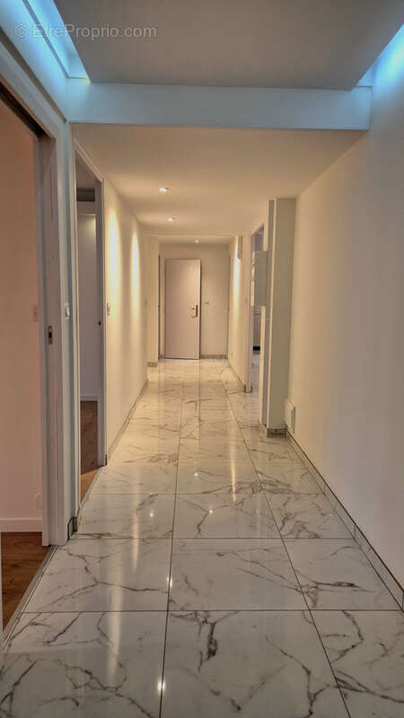 Appartement à ROMANS-SUR-ISERE