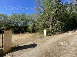 Terrain 625 m² à Auriol  - photo 2