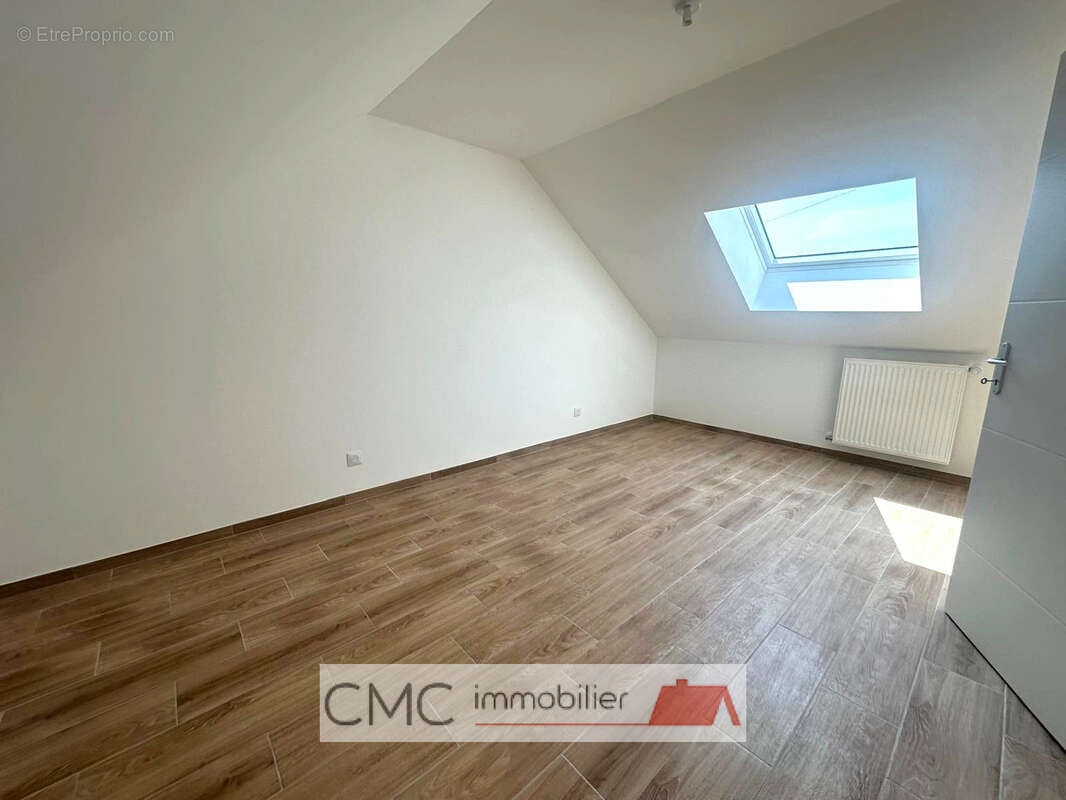 Maison de ville - LUISANT - photo 7