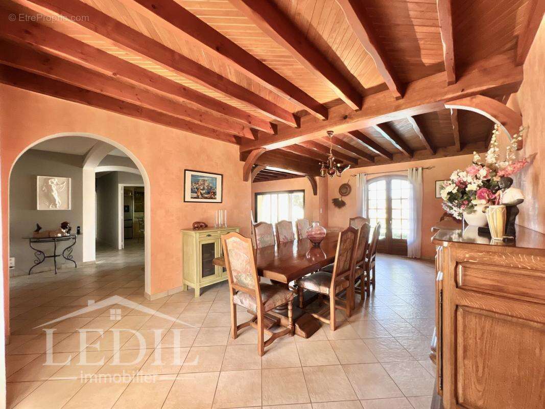 Maison à SAINTE-BAZEILLE