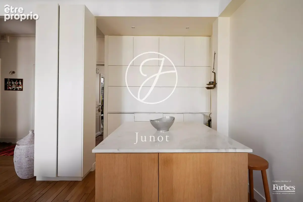 Paris 14e - CAMPAGNE PREMIÈRE - Appartement - 2 pièces - 55,07m² Carrez - 55,60m² au sol - 1 chambre - Balcon - photo 6