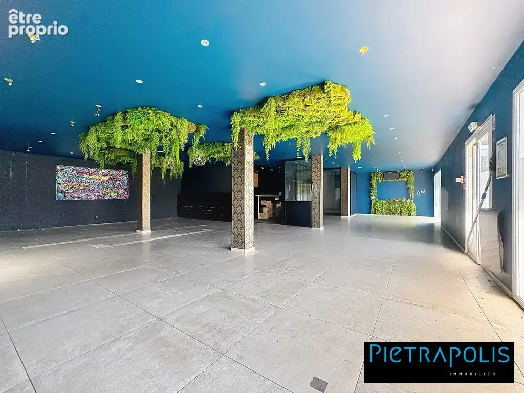 Appartement 430 m² à Craponne  - photo 3