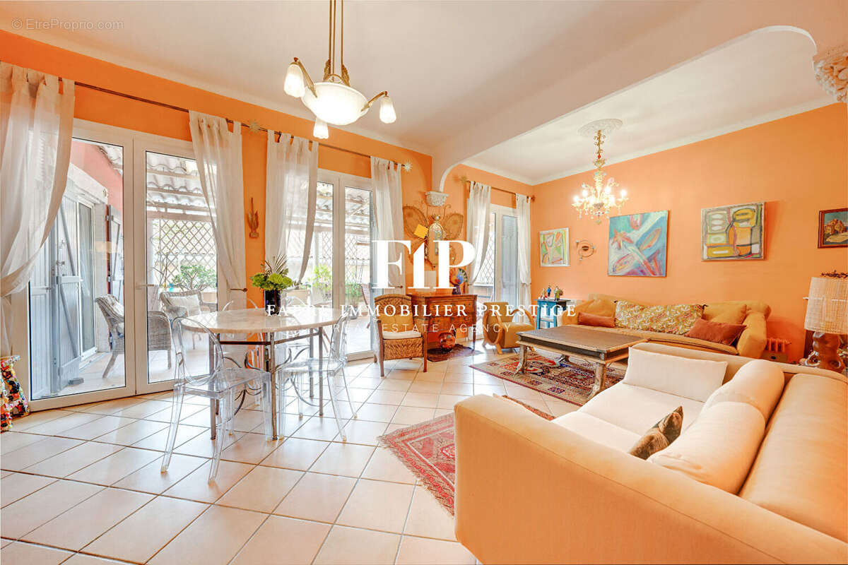 Maison à MARSEILLE-4E