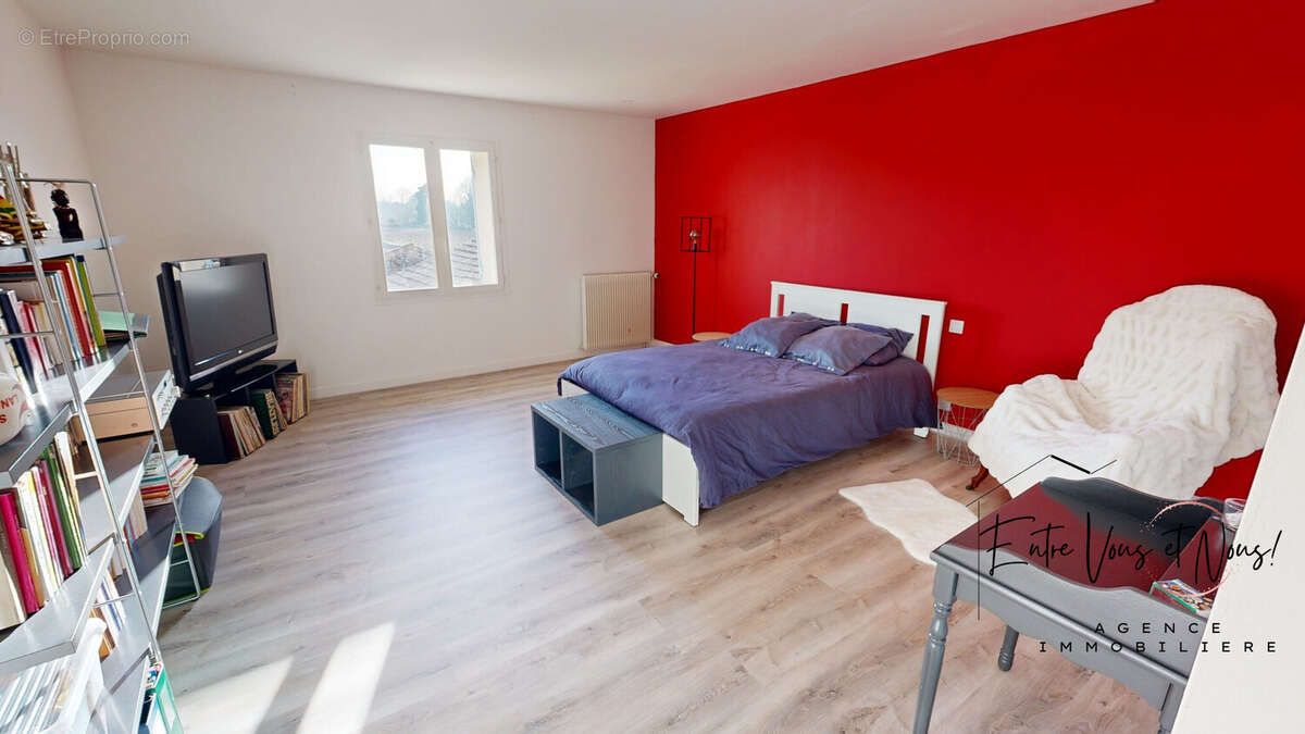 Maison 250 m² à Langon  - photo 7