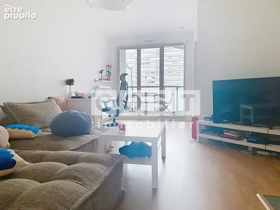 Photo Appartement à Gennevilliers au prix de 243 000€