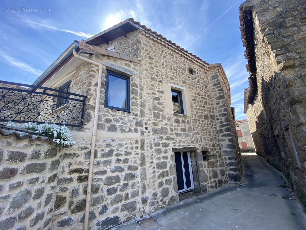 Maison 6 pièces - 113m2 - photo 2