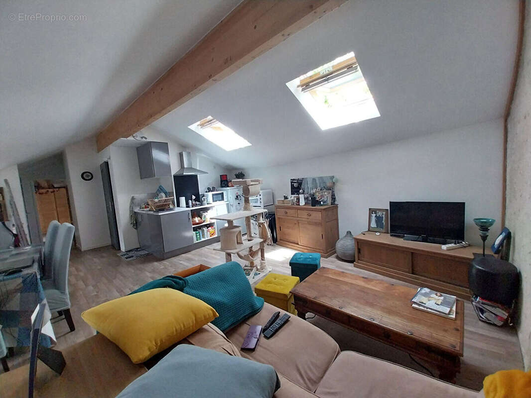 Appartement 62m² à saint-benoît - photo 2