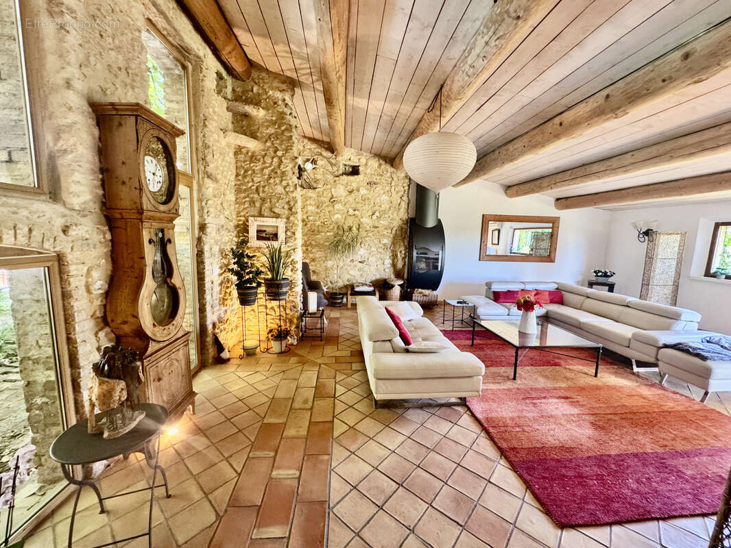 Maison à PIOLENC