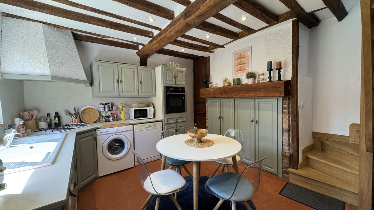 Maison à PONT-L&#039;EVEQUE