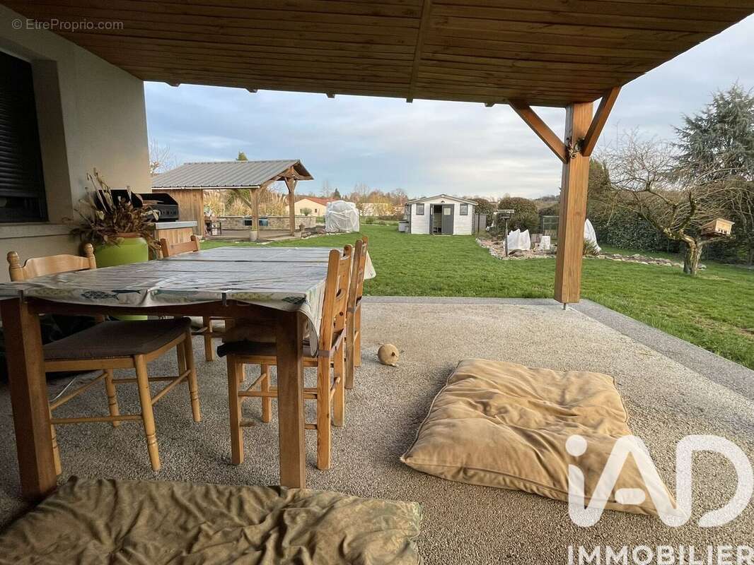 Photo 8 - Maison à VERNEUIL-SUR-VIENNE