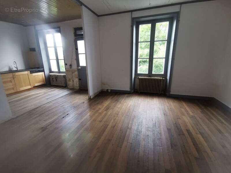 Le charme des années 30 au cœur de la ville à ROSPORDEN (29) - photo 6