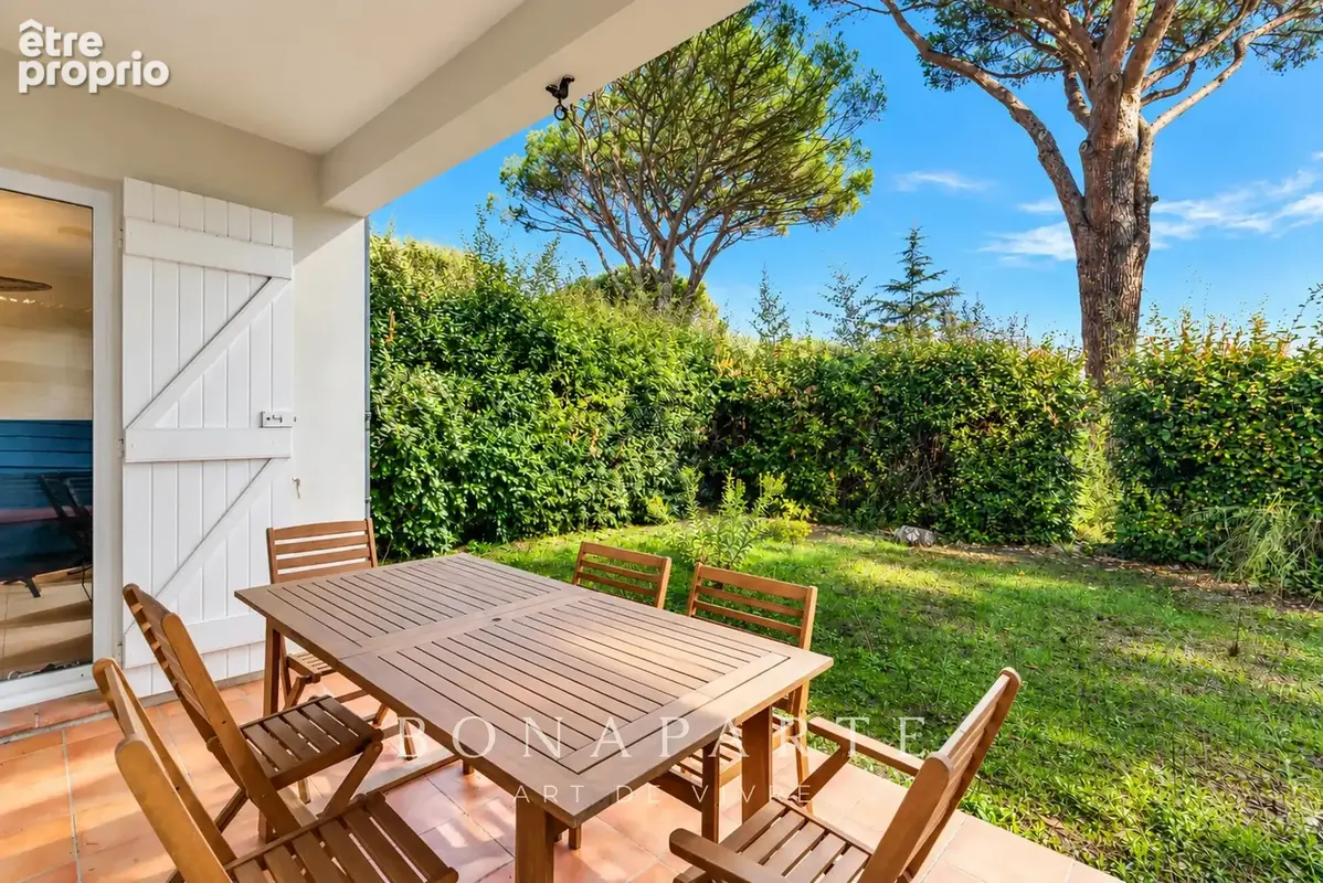 Gassin - villa provençale de charme comprenant 4 appartements independants sur un vaste terrain - photo 6