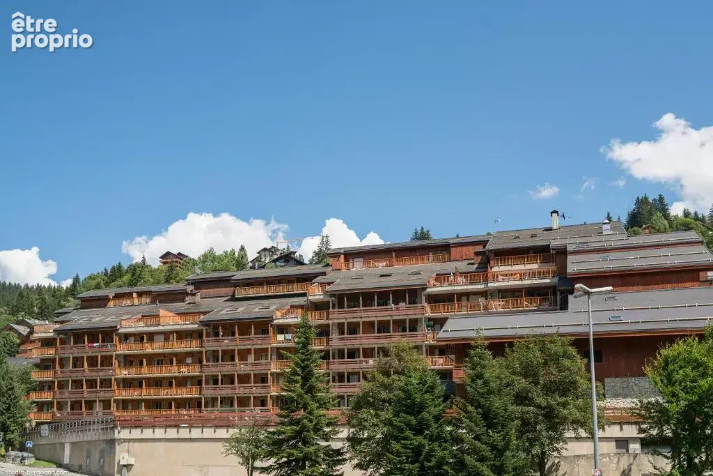 Appartement à LES ALLUES