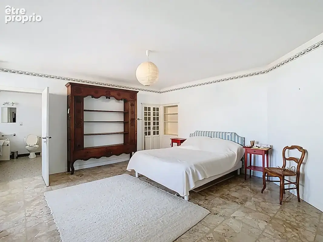 Maison Montigny-le-Roi 10 pièce(s) 355,64 m2 - photo 8