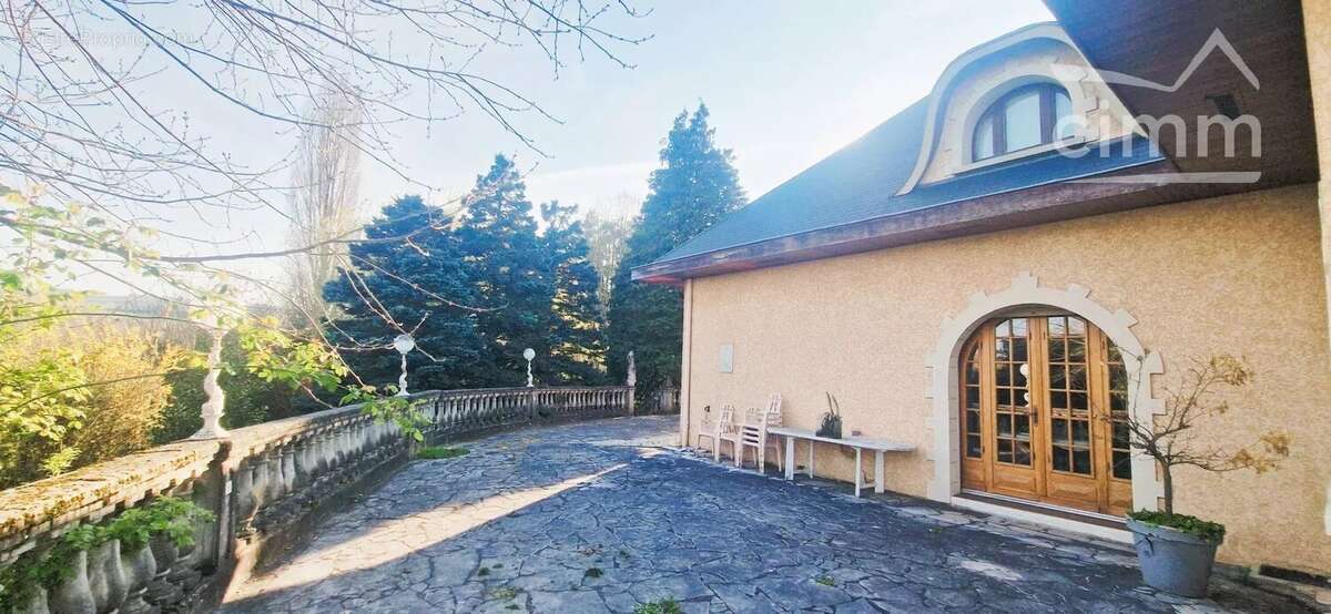 Propriété de caractère de 235 m² sur plus de 2 hectares – Un cadre d'exception aux portes de La Tour-du-Pin - photo 7