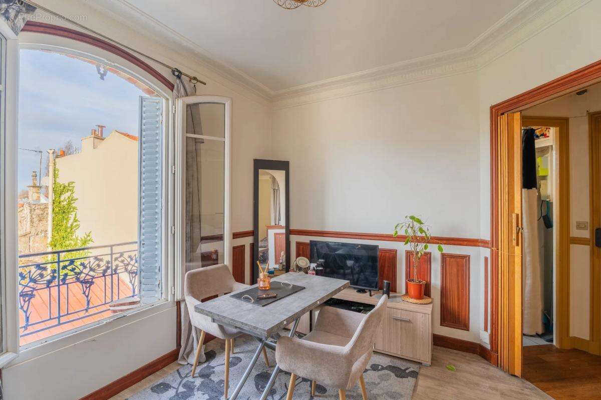 Appartement à SAINT-OUEN