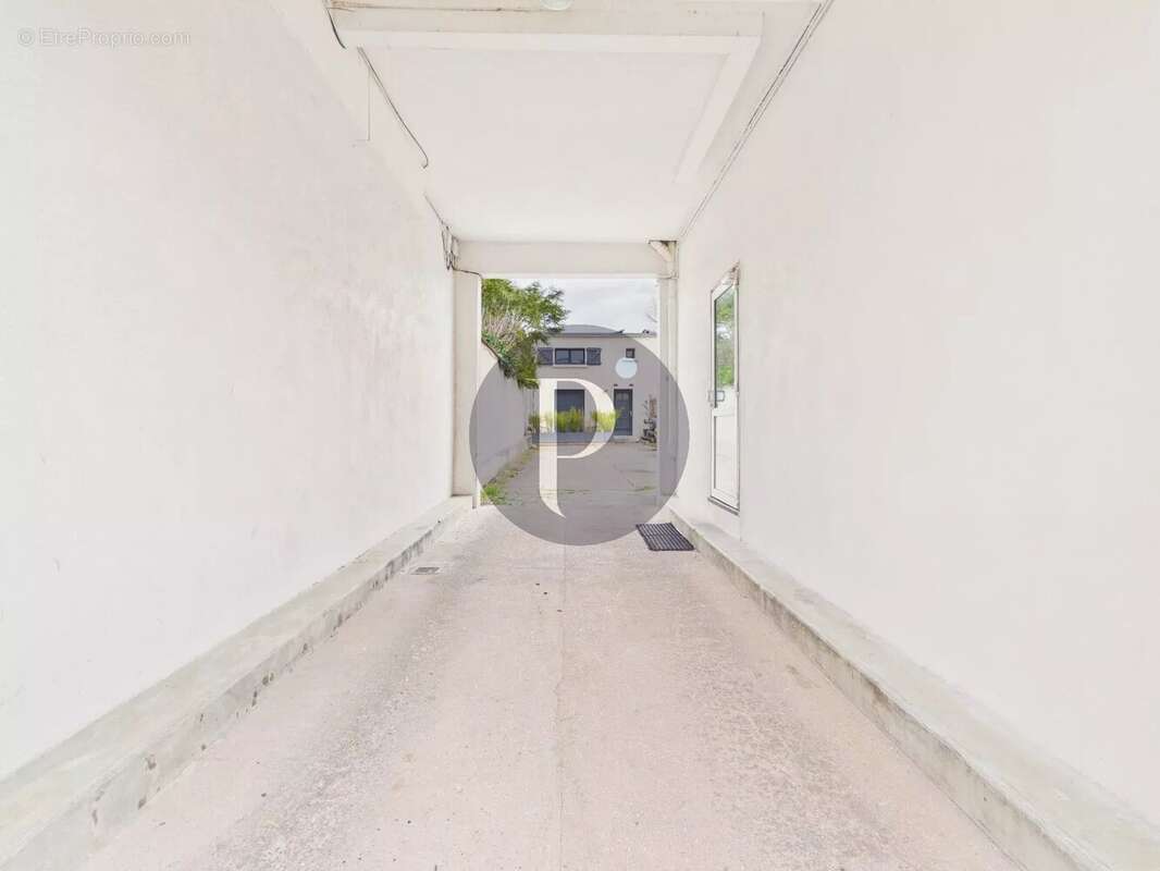 Appartement à VERRIERES-LE-BUISSON