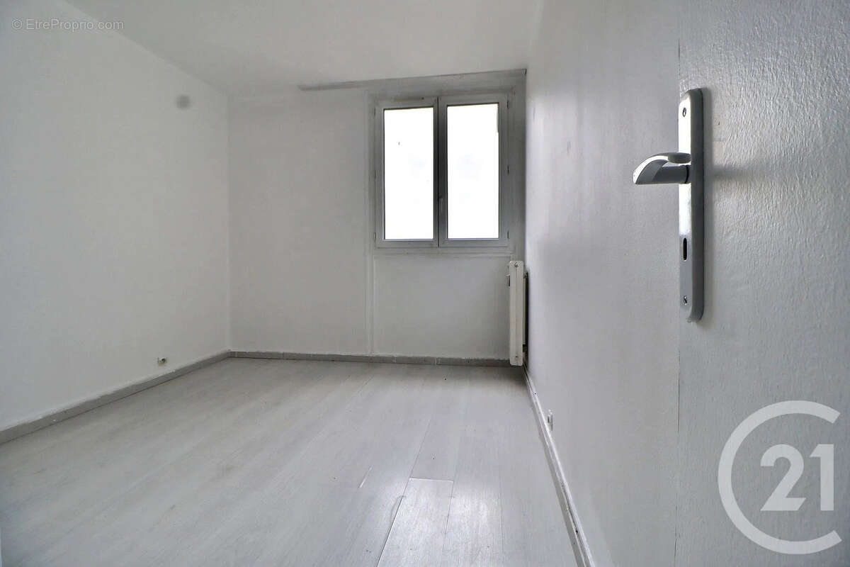 Appartement à AULNAY-SOUS-BOIS