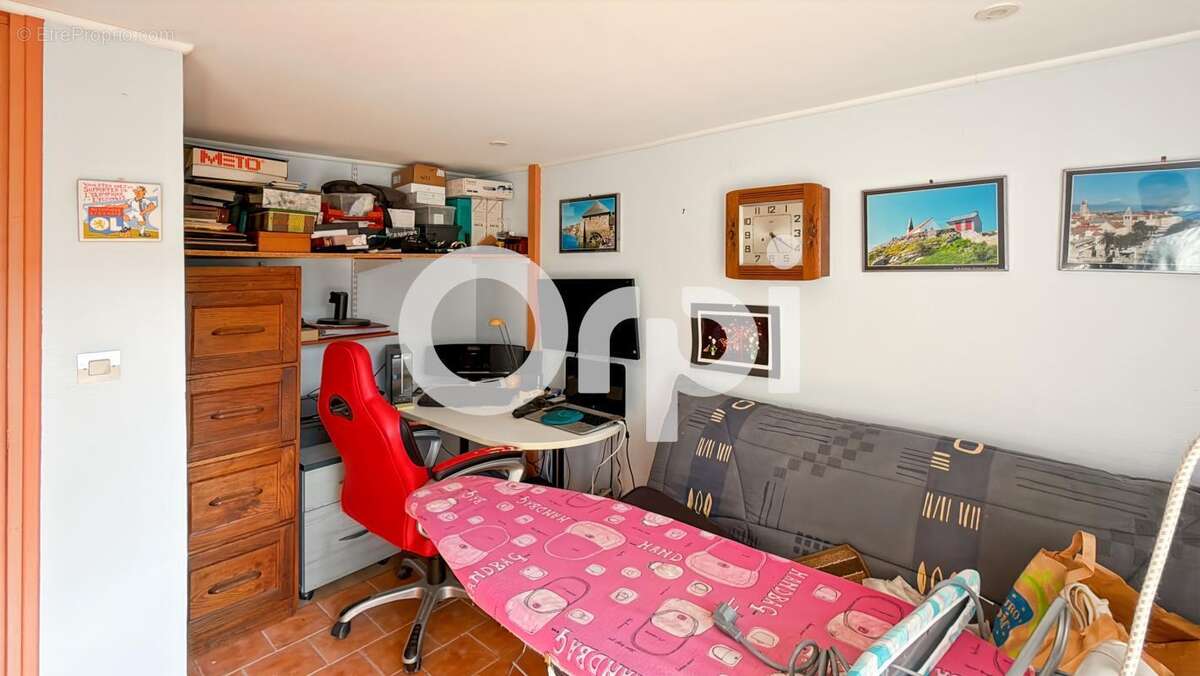 Maison avec piscine À Vendre - photo 9
