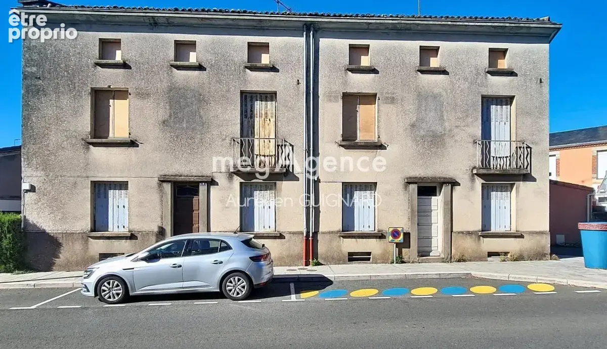 Beau potentiel à entièrement rénover - photo 1