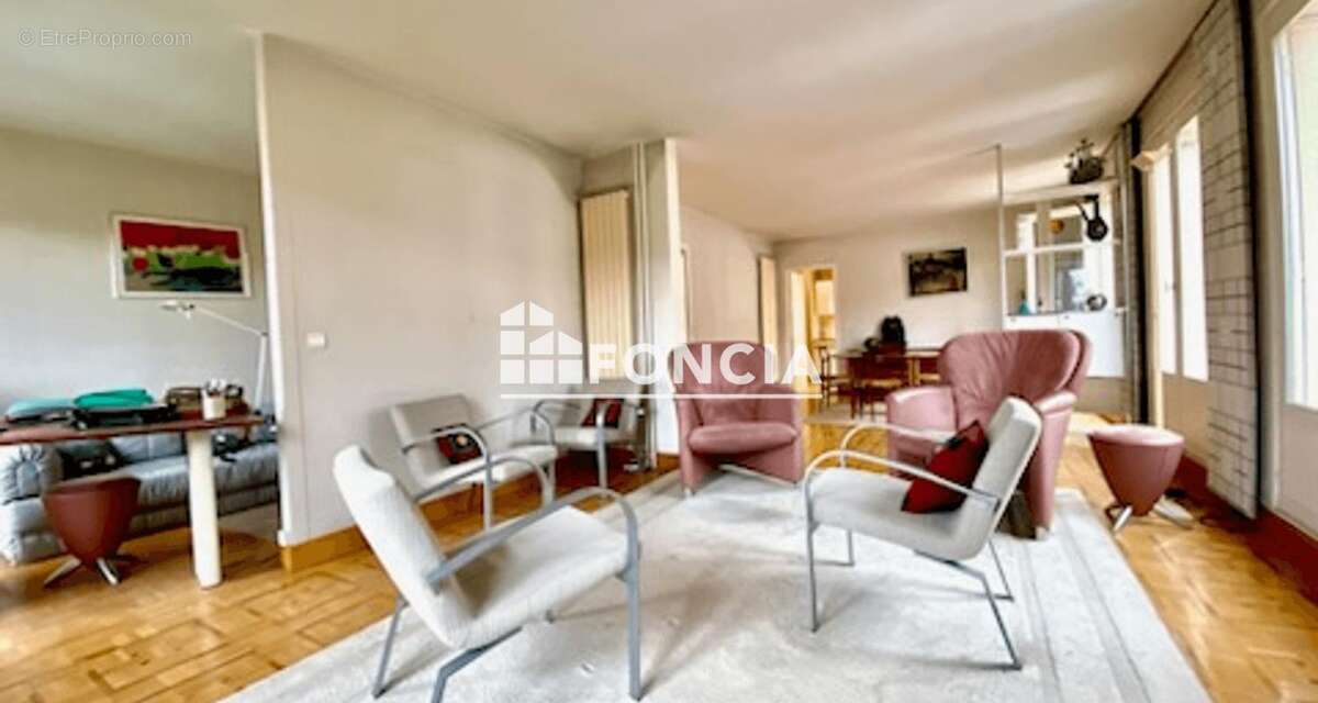 Appartement à VERSAILLES