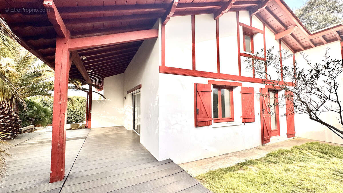 Maison à URRUGNE