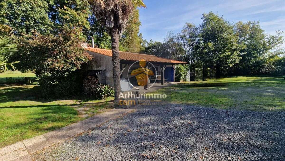 Maison à BOIS-DE-CENE