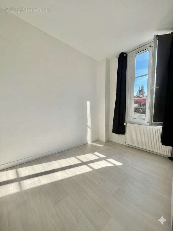 Maison 56 m² à Bagnolet  - photo 9