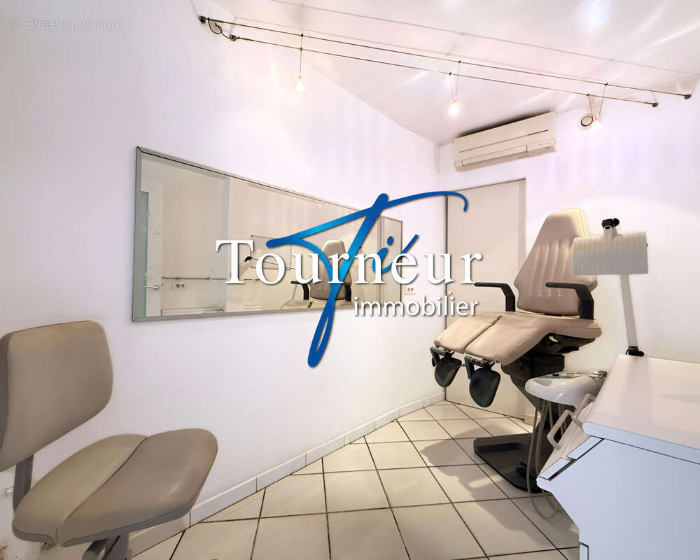 Commerce à SANARY-SUR-MER