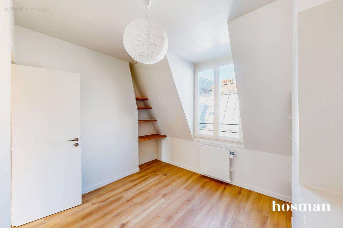 Appartement à PARIS-1E